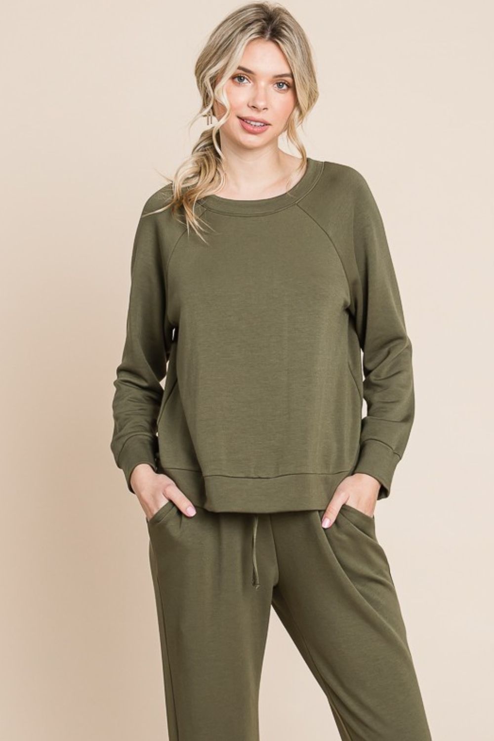 Sansplay The Synchronicity Round Neck Raglan Sleeve Top and Pants Lounge Set