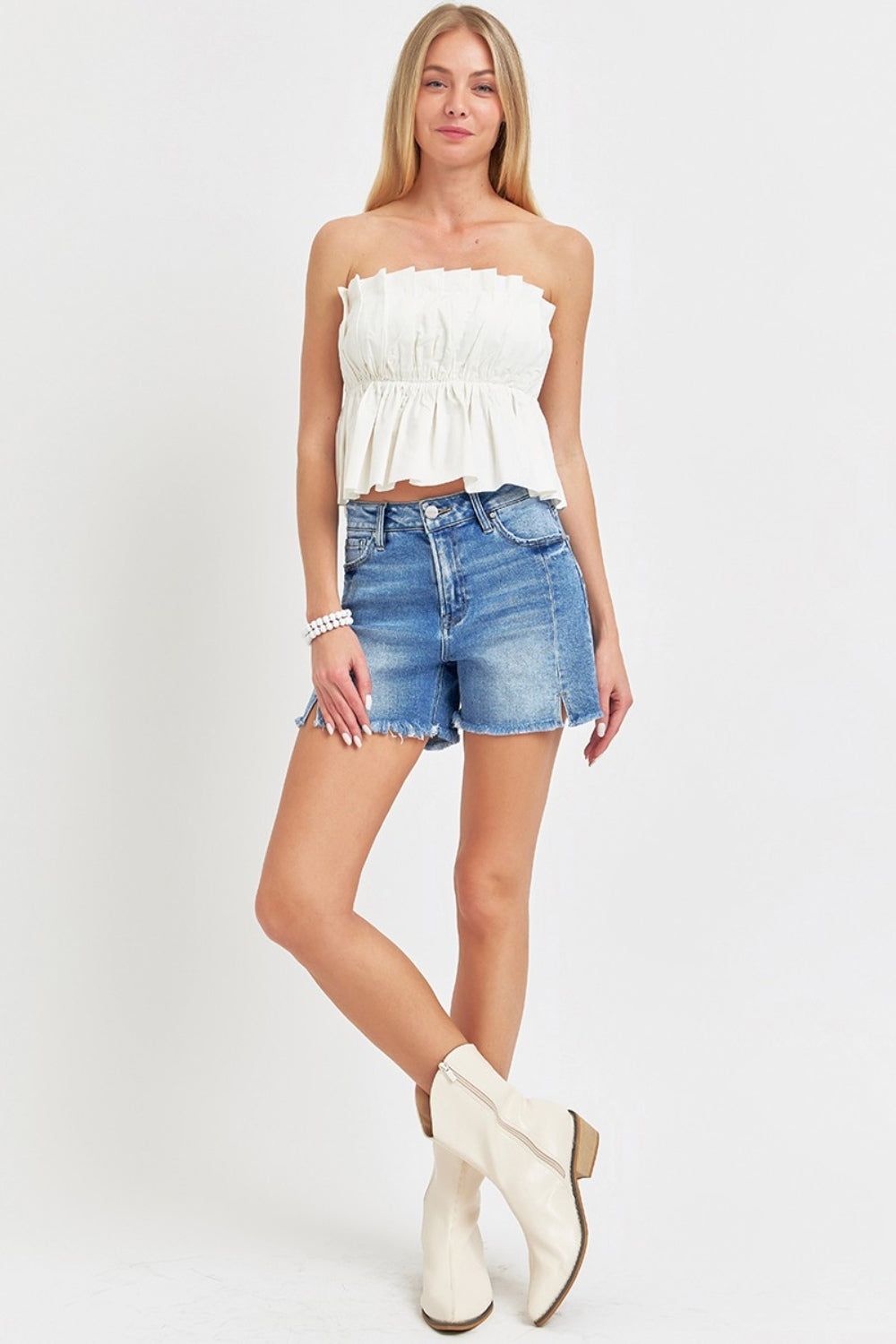Sansplay Front Slit Raw Hem Denim Shorts