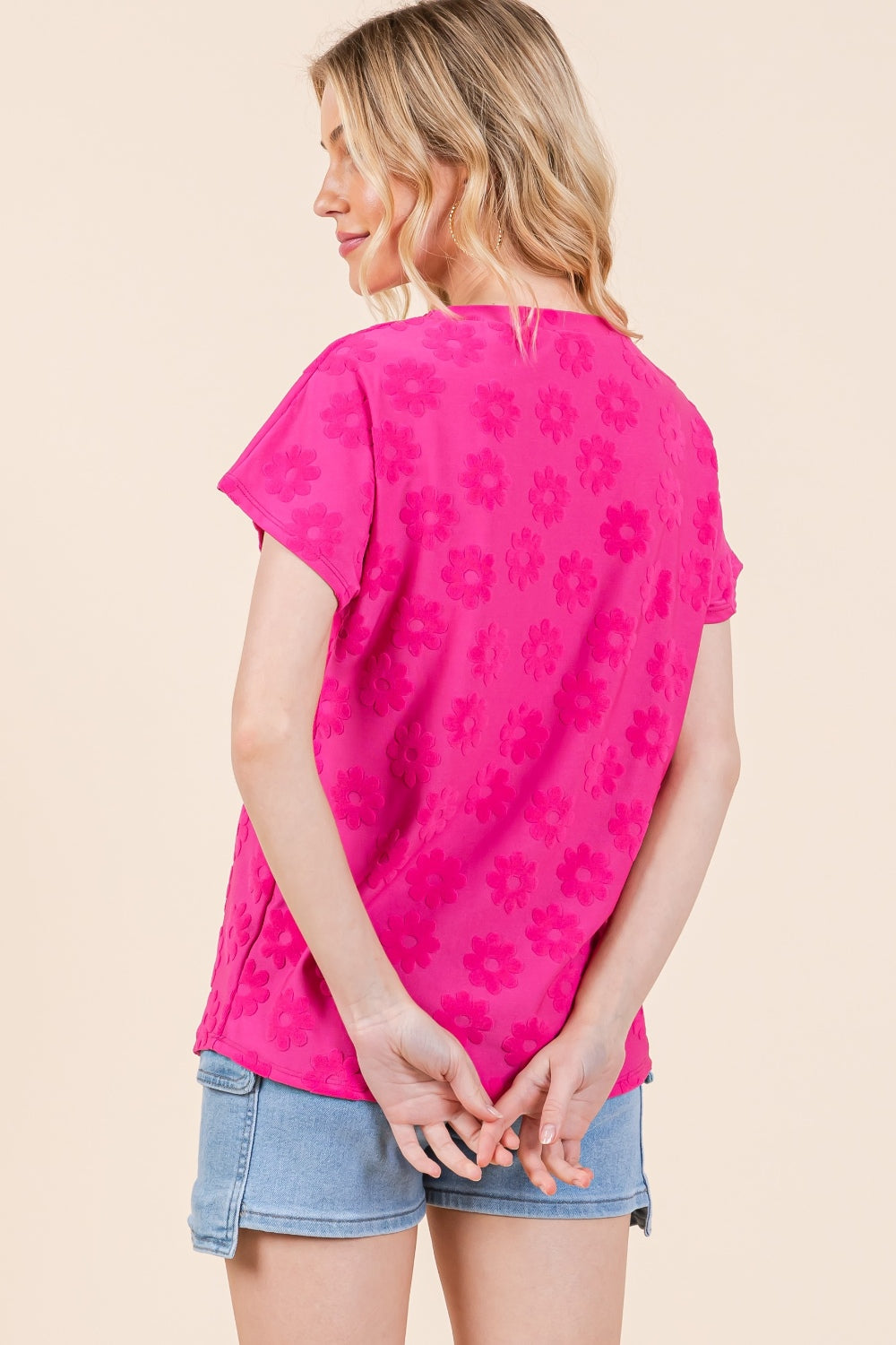 Nomad's Soul Textured Floral Pattern Short Sleeve T-Shirt