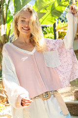 Sansplay V-Neck Floral Patch Ribbed Knit Top