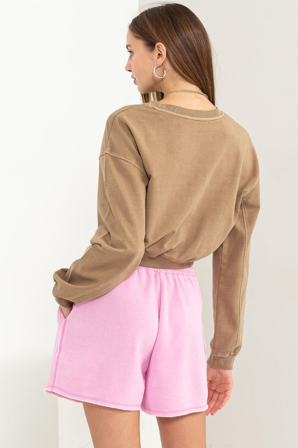 Sans Round Neck Long Sleeve Cropped Sweatshirt