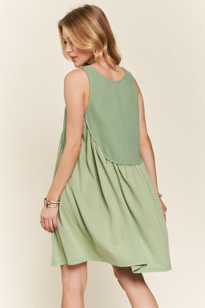 Sweet Surrende Decorative Button Sleeveless Babydoll Dress